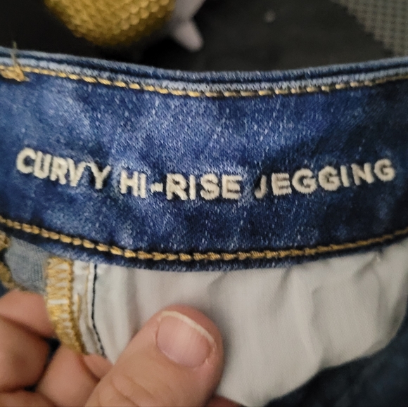 AMERICAN EAGLE | curvy hi-rise jegging skinny stretch short/cropped jeans - Picture 8 of 10